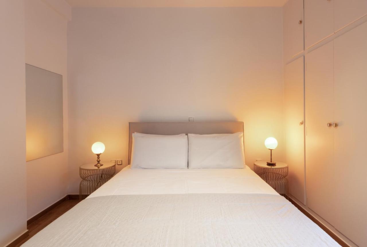 A Truly Wow Experience For Every Guest. The Place Атина Екстериор снимка
